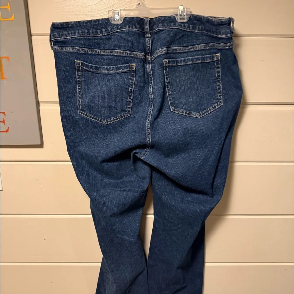 Torrid Blue Denim Jeans. Capri - Picture 3 of 3